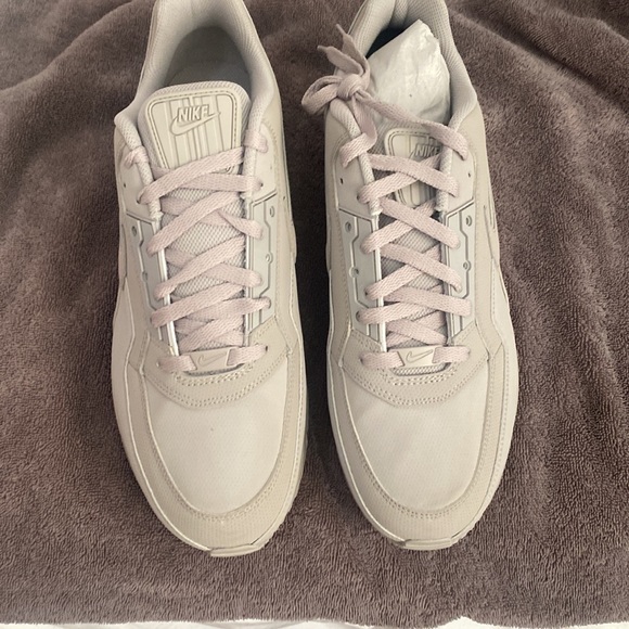 Brand new; never worn Air Max LTD 3 - Picture 3 of 11